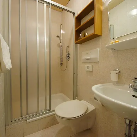 Gasthof La Pli Guest house *